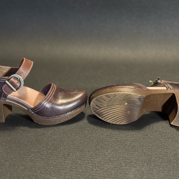 Dansko platform Mary Jane’s - Picture 3 of 3